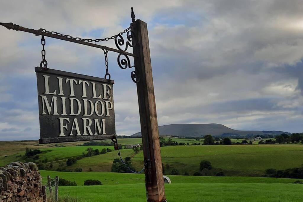 Little Middop Farm Pods Camping Gisburn